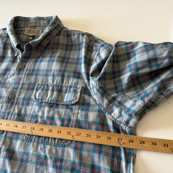 Duluth Trading Gray & Blue Plaid Poly Blend Double Pocket Button Up Shirt 2XL - Picture 5 of 7